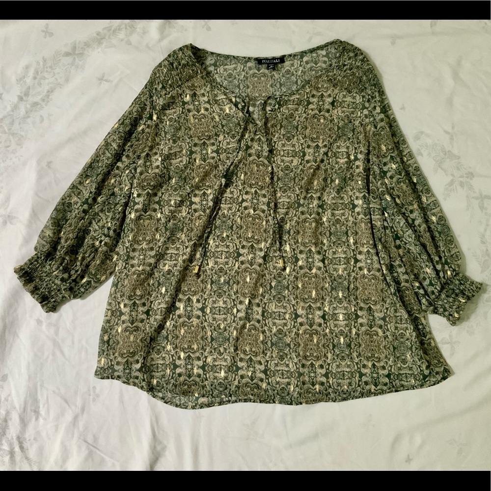 Roz & Ali Tunic Top w/ Gold Details Size 1X EUC